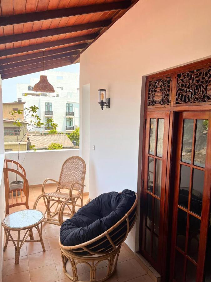 Hummus Hostel Hikkaduwa Exterior foto